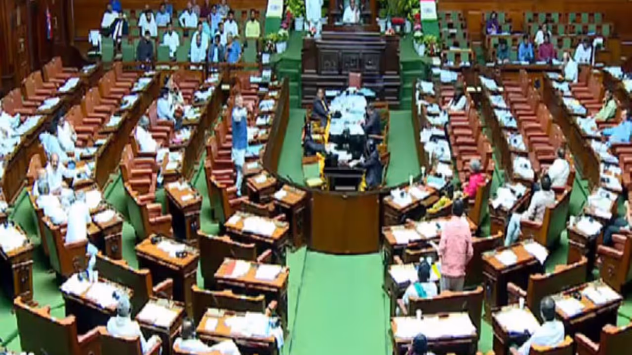 Visuals from Karnataka Assembly (File Photo/ANI) Visuals from Karnataka Assembly (File Photo/ANI)