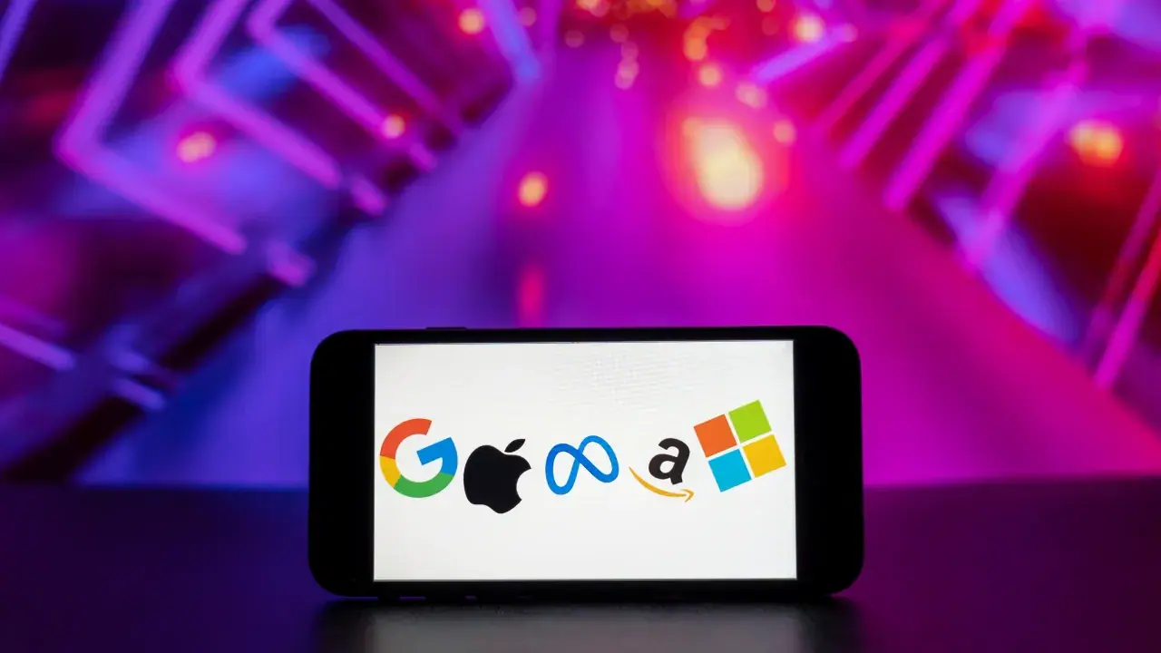 https://stocktwits.com/news articles/markets/equity/alphabet and tesla s blowout capex plans are shifting investor perceptions and valuation metrics/cZZYQqGR7Ur https://stocktwits.com/news articles/markets/equity/alphabet and tesla s blowout capex plans are shifting investor perceptions and valuation metrics/cZZYQqGR7Ur