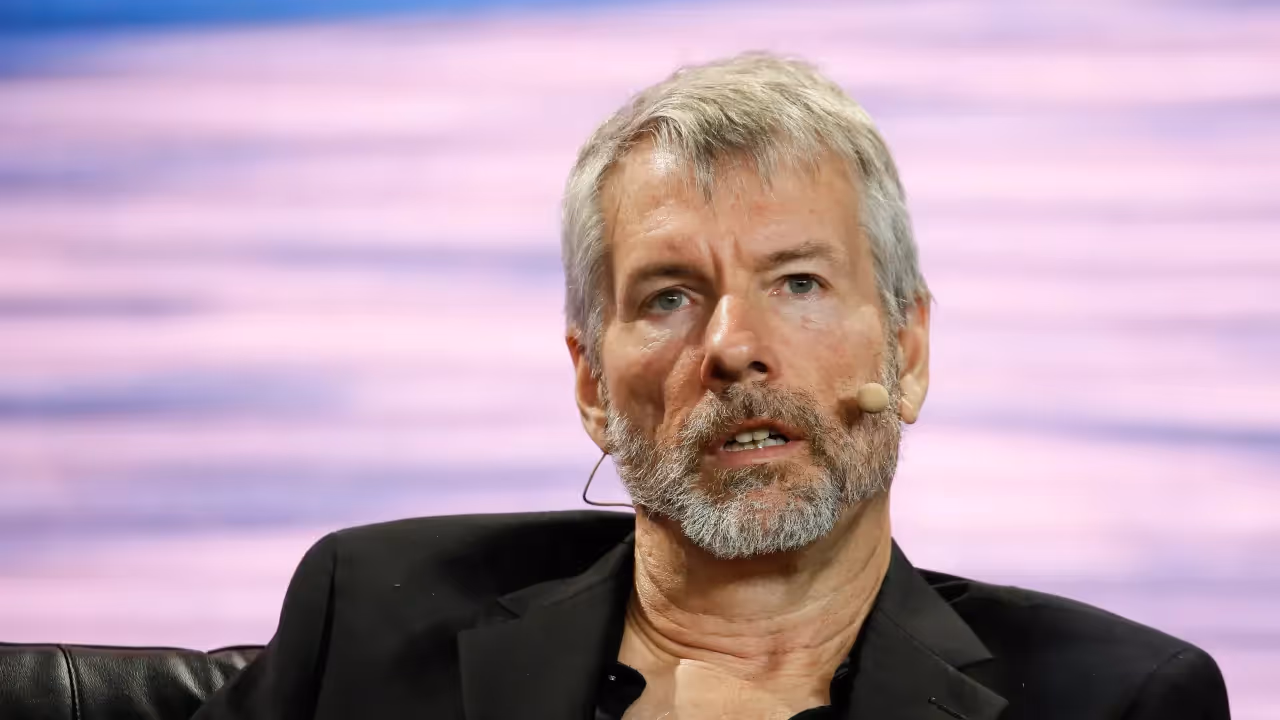 https://stocktwits.com/news articles/markets/equity/michael saylor strategy bitcoin buying 10 week hiatus/cZYwsWvRJrS https://stocktwits.com/news articles/markets/equity/michael saylor strategy bitcoin buying 10 week hiatus/cZYwsWvRJrS