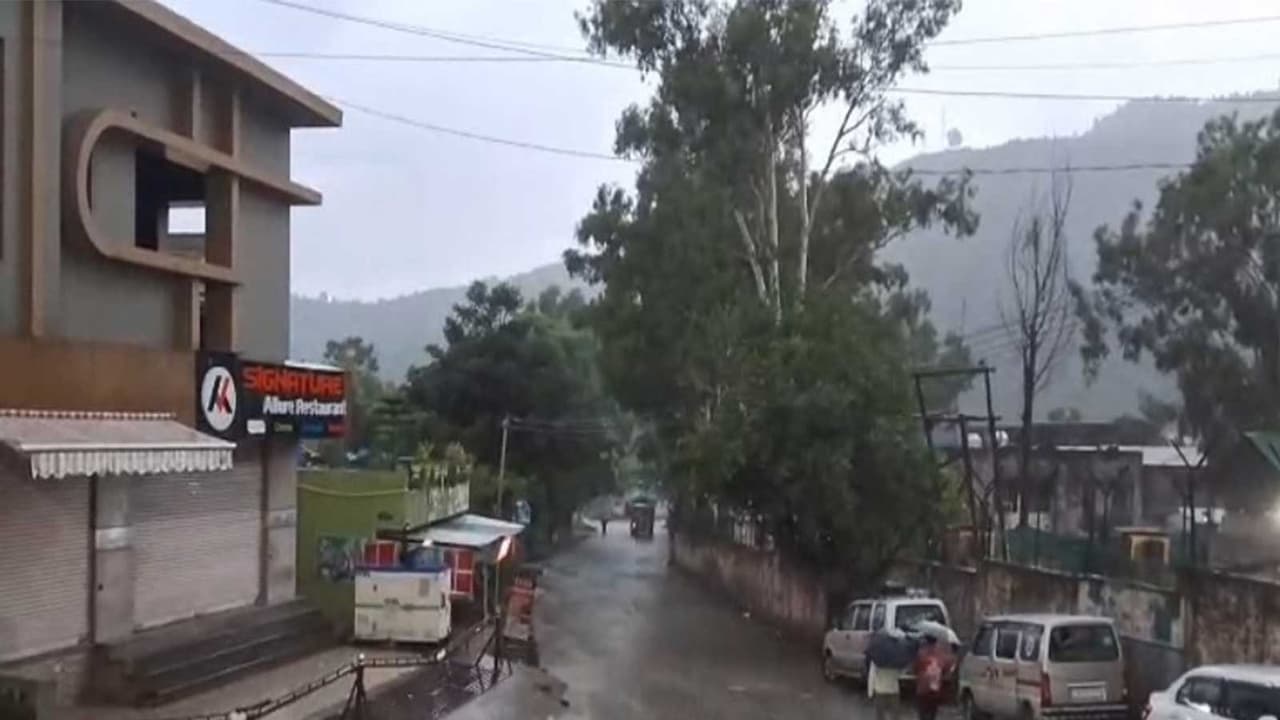 Heavy rainfall in Rajouri (Photo/ANI) Heavy rainfall in Rajouri (Photo/ANI)