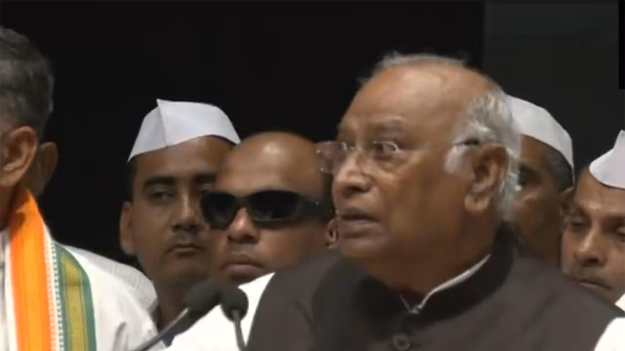 Congress national president Mallikarjun Kharge (Photo/ANI) Congress national president Mallikarjun Kharge (Photo/ANI)