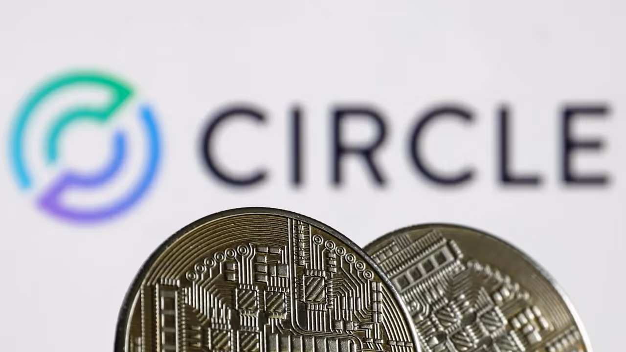 https://stocktwits.com/news articles/markets/equity/why are crcl coin stocks rising pre market despite bitcoin s dip price target cuts/cZZYwoxR7ys https://stocktwits.com/news articles/markets/equity/why are crcl coin stocks rising pre market despite bitcoin s dip price target cuts/cZZYwoxR7ys