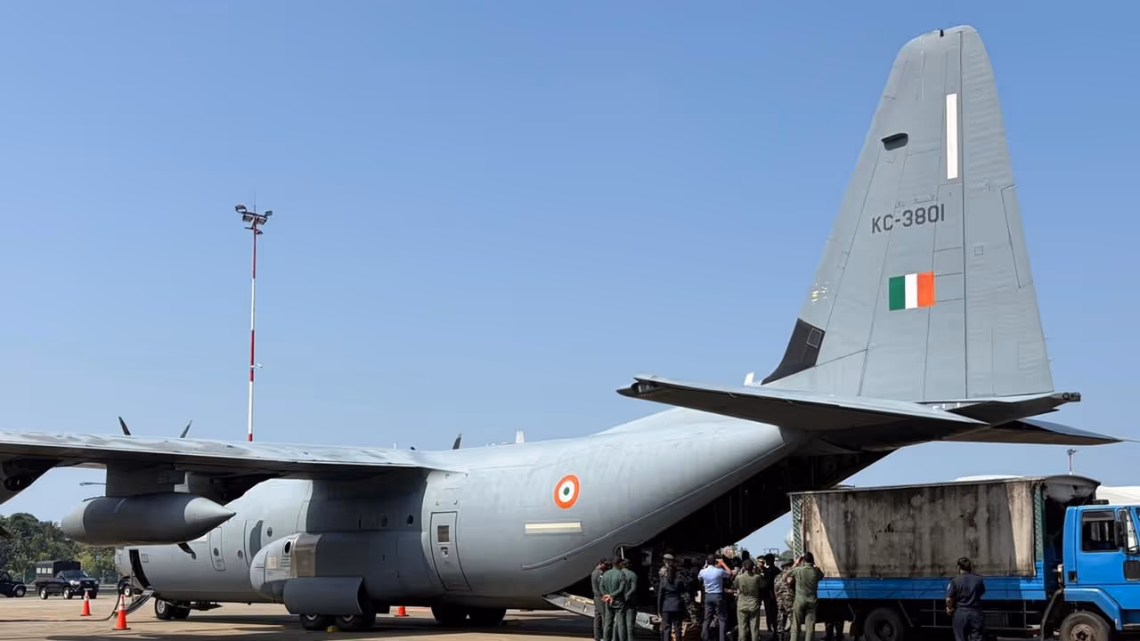 C 130J arrives in Colombo with NDRF load (Photo/IAF) C 130J arrives in Colombo with NDRF load (Photo/IAF)