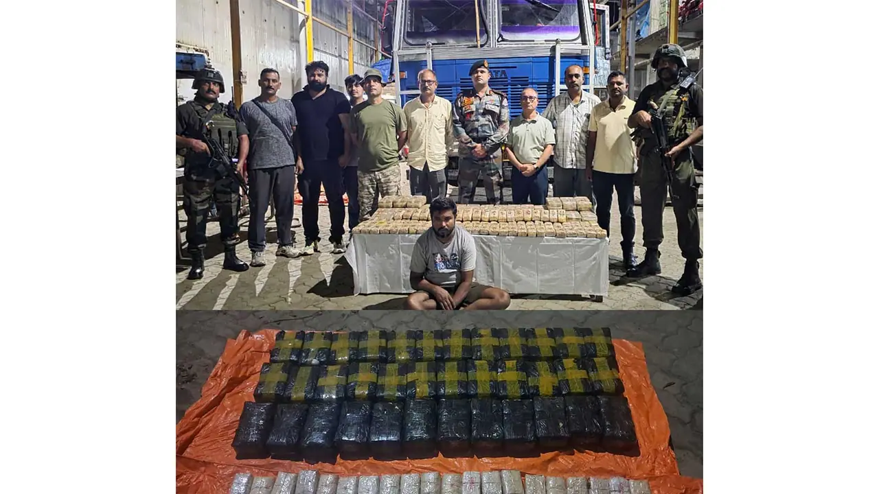 The apprehended drug peddler (Photo/X/@official_dgar) The apprehended drug peddler (Photo/X/@official_dgar)