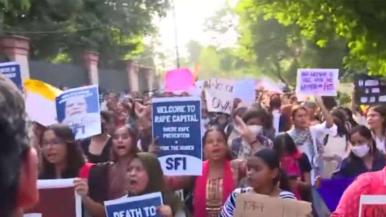 SFI protest in New Delhi (Photo/ANI) SFI protest in New Delhi (Photo/ANI)