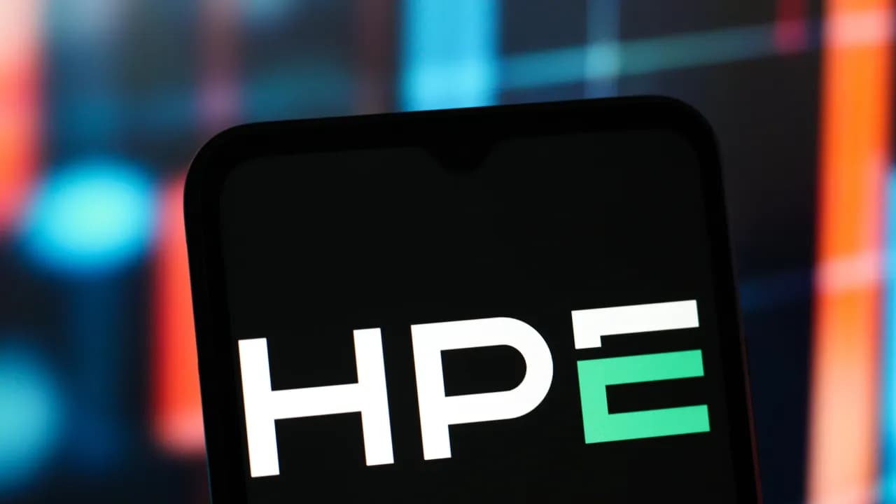 https://stocktwits.com/news articles/markets/equity/hpe draws investor attention after winning 931 million government contract to modernize data centers/cL52SttREgG https://stocktwits.com/news articles/markets/equity/hpe draws investor attention after winning 931 million government contract to modernize data centers/cL52SttREgG