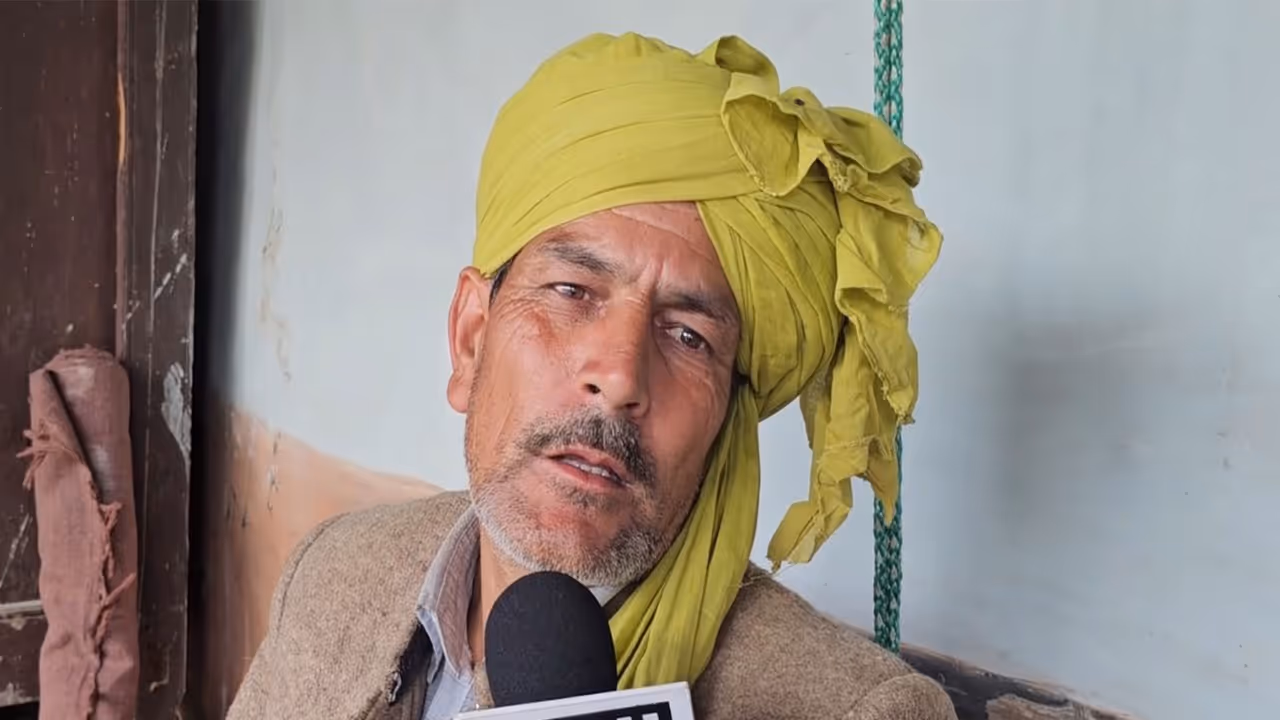 Handloom artisan Sukhdev (Photo/ANI) Handloom artisan Sukhdev (Photo/ANI)