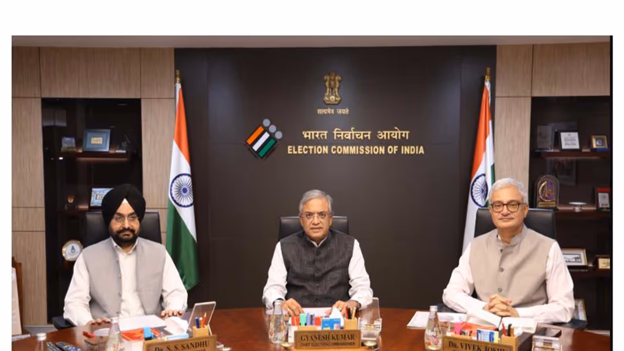 Chief Election Commissioner Gyanesh Kumar and Election Commissioners Sukhbir Singh Sandhu and Vivek Joshi (Photo/ECI) Chief Election Commissioner Gyanesh Kumar and Election Commissioners Sukhbir Singh Sandhu and Vivek Joshi (Photo/ECI)