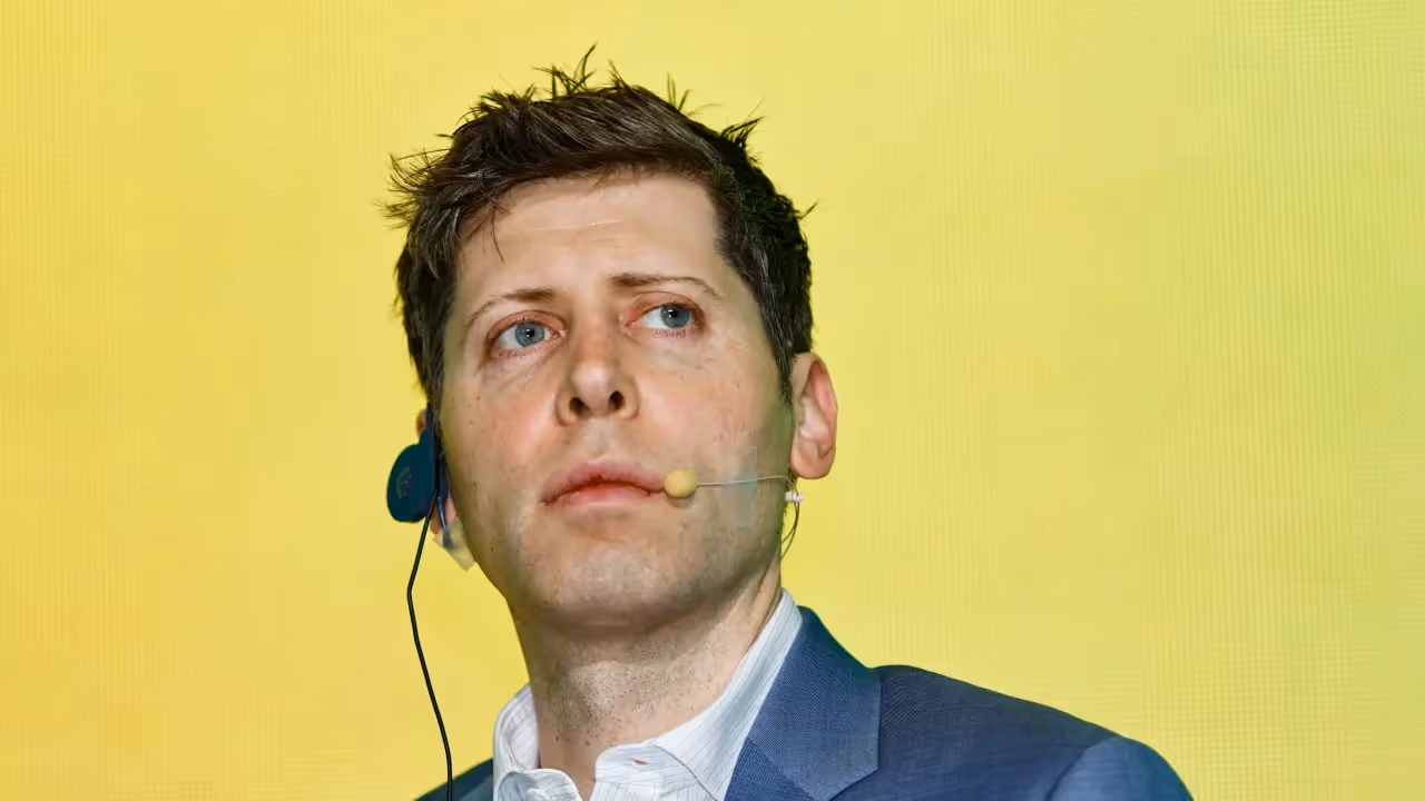 https://stocktwits.com/news articles/markets/equity/sam altman agrees openai should fail if we screw up and can t fix it after rejecting need for government guarantees/cL2vVRORET3 https://stocktwits.com/news articles/markets/equity/sam altman agrees openai should fail if we screw up and can t fix it after rejecting need for government guarantees/cL2vVRORET3