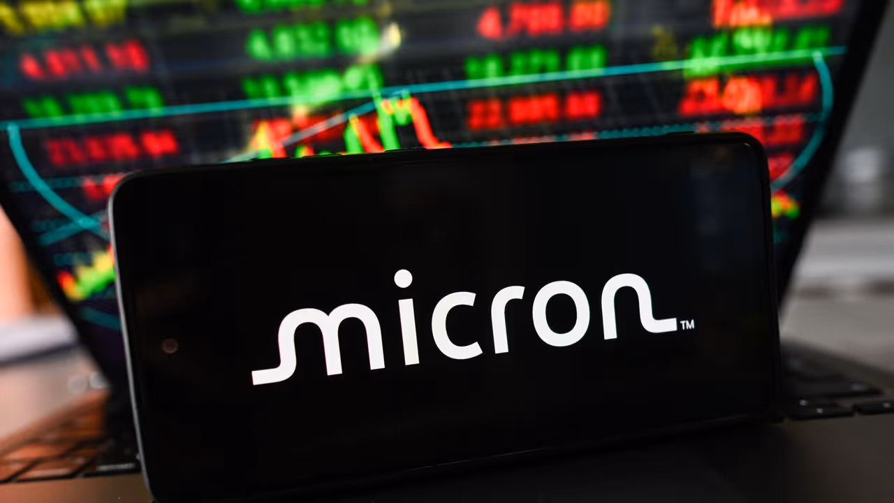 https://stocktwits.com/news articles/markets/equity/micron earnings preview analysts see over 350 revenue jump as retail bulls bet on fresh buyback/cZMSW4FRBfX https://stocktwits.com/news articles/markets/equity/micron earnings preview analysts see over 350 revenue jump as retail bulls bet on fresh buyback/cZMSW4FRBfX