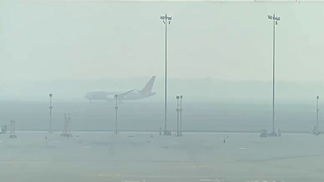 Low visibility in Delhi Airport (File Photo/ANI) Low visibility in Delhi Airport (File Photo/ANI)