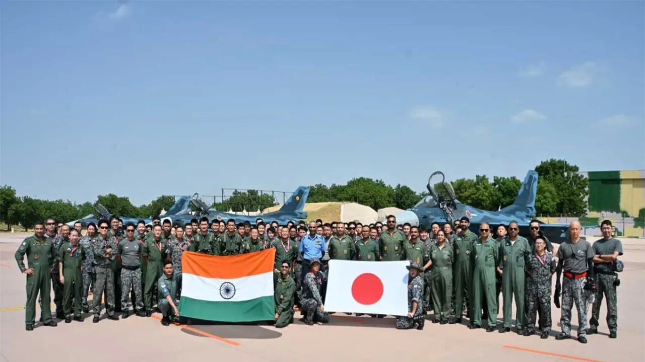 Indian Air Force welcomes F 2 fighter aircraft of Japan Air Self Defence Force for Exercise Veer Guardian (Photo/X/@IAF_MCC) Indian Air Force welcomes F 2 fighter aircraft of Japan Air Self Defence Force for Exercise Veer Guardian (Photo/X/@IAF_MCC)