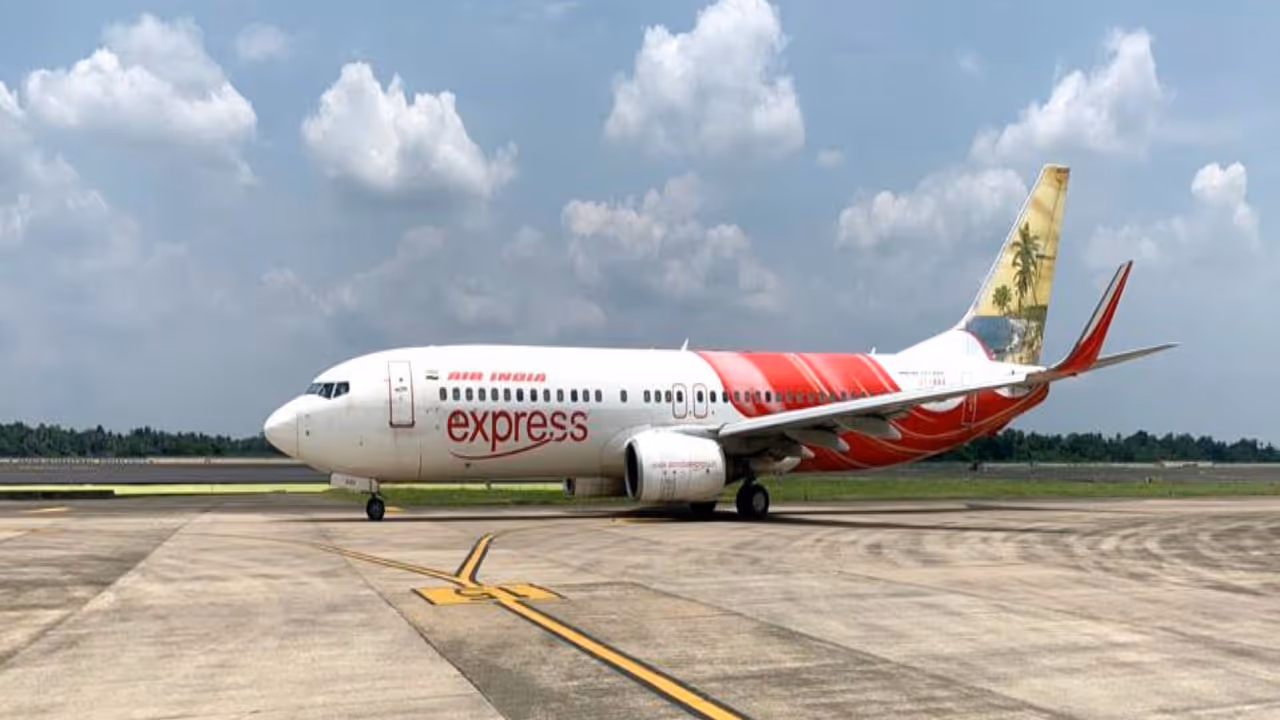 Air India Express Flight (File Photo/ANI) Air India Express Flight (File Photo/ANI)