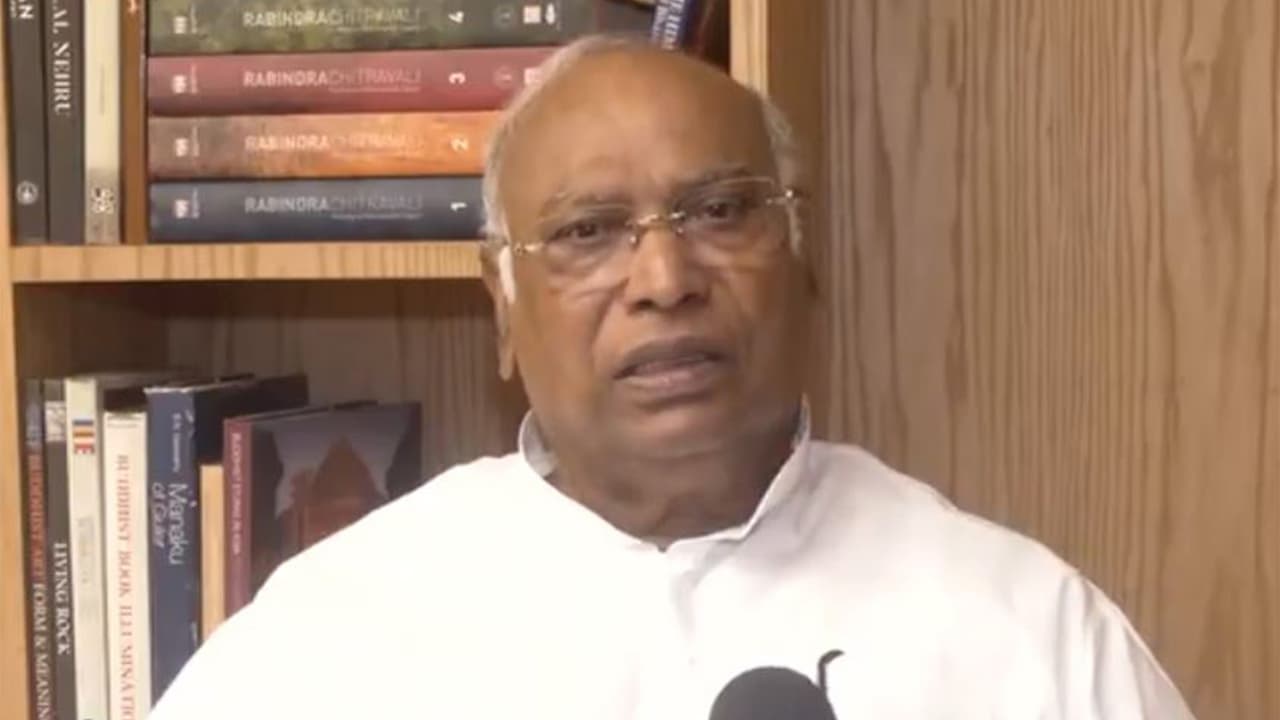 Congress national president Mallikarjun Kharge (Photo/ANI) Congress national president Mallikarjun Kharge (Photo/ANI)