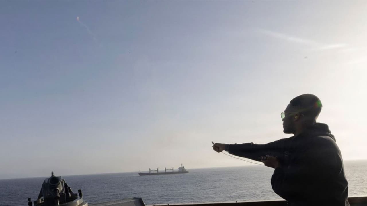 U.S. Navy warships patrol in West Asia (File photo/CENTCOM) U.S. Navy warships patrol in West Asia (File photo/CENTCOM)