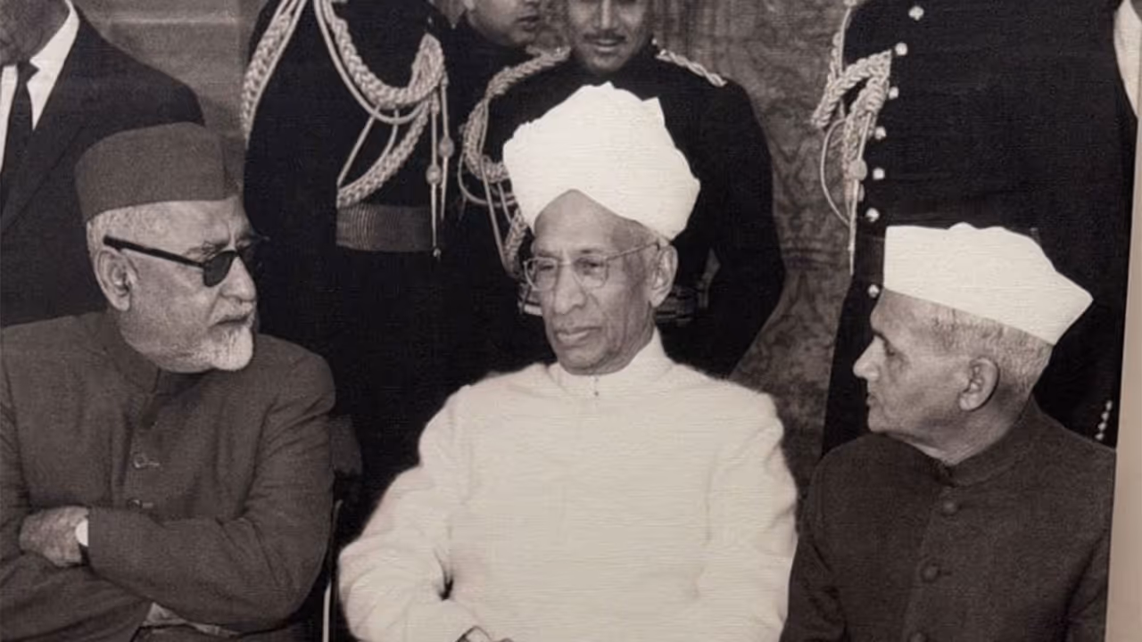 Former President Dr Sarvepalli Radhakrishnan (Photo:X/@Jairam_Ramesh) Former President Dr Sarvepalli Radhakrishnan (Photo:X/@Jairam_Ramesh)