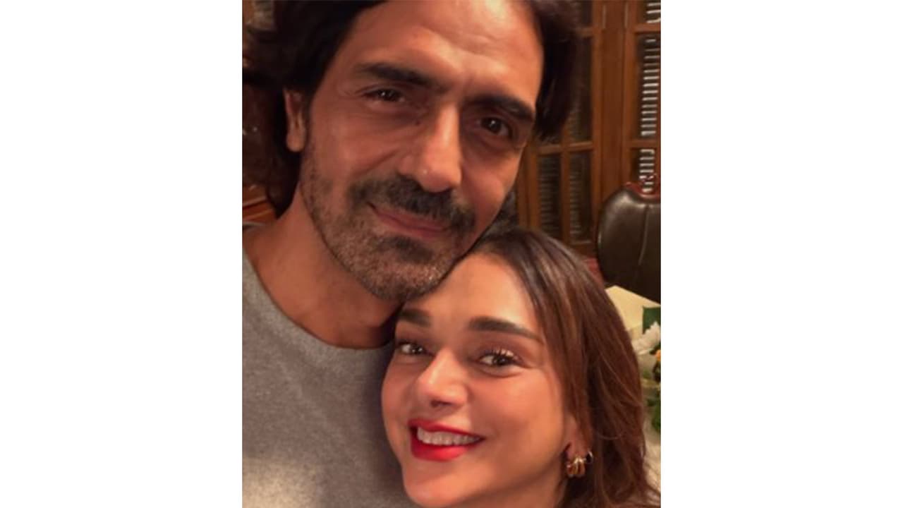 Actors Arjun Rampal and Aditi Rao Hydari (Image source: Instagram@rampal72) Actors Arjun Rampal and Aditi Rao Hydari (Image source: Instagram@rampal72)