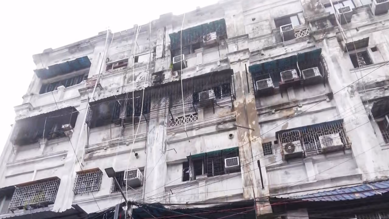 Exterior view of the building on Mirza Ghalib Street where a hotel fire killed nine people early morning, in Kolkata on August 19 (File Photo/ANI) Exterior view of the building on Mirza Ghalib Street where a hotel fire killed nine people early morning, in Kolkata on August 19 (File Photo/ANI)