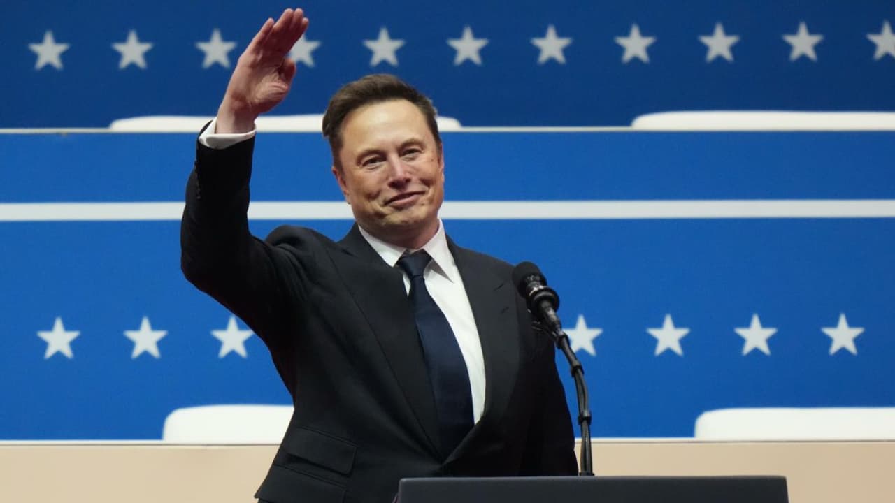 Tesla Stock Slides Pre Market: Wall Street Predicts Tough 2025 While Retail Rages At Musk’s Politicking