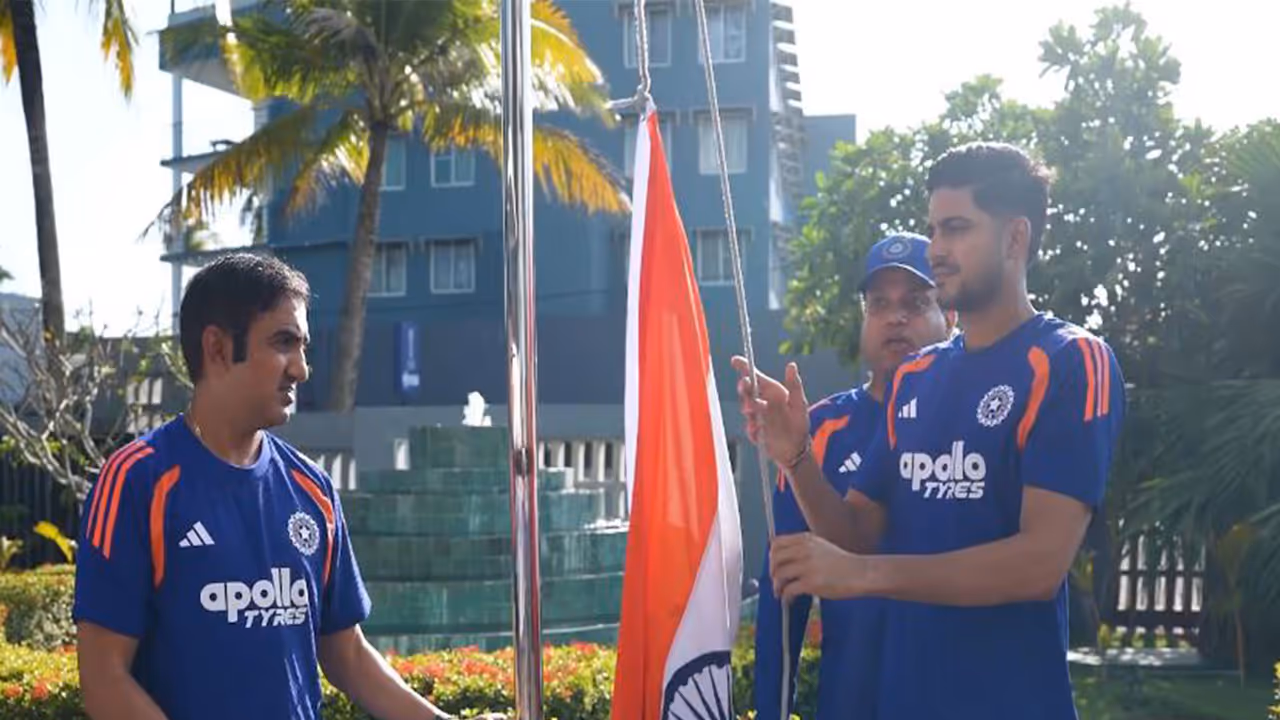 Team India celebrated nation's 80th Independence Day by hoisting the Tricolour in Galle (Photo: X/@BCCI) Team India celebrated nation's 80th Independence Day by hoisting the Tricolour in Galle (Photo: X/@BCCI)