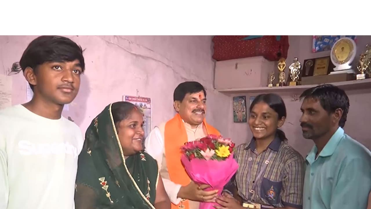 CM Mohan Yadav with family of Chandni Vishwakarma (Photo/ANI) CM Mohan Yadav with family of Chandni Vishwakarma (Photo/ANI)