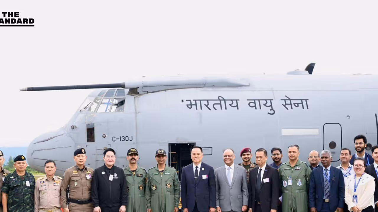 Thai PM Anutin Charnvirakul along with the members of Indian Air Force on repatriation of Indians (Photo/ X@IndiainThailand)