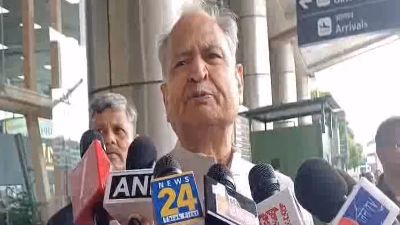 Congress leader Ashok Gehlot (Photo/ANI) Congress leader Ashok Gehlot (Photo/ANI)