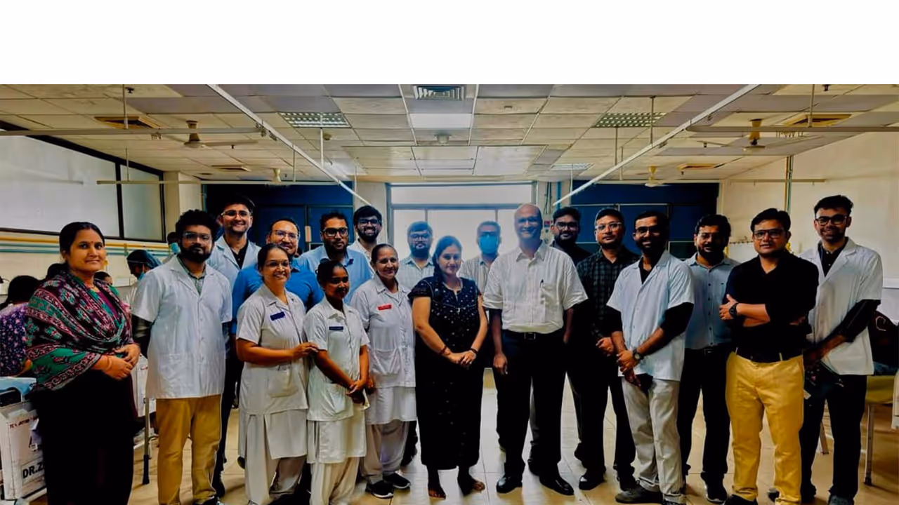 Ahmedabad Civil Hospital successfully performs total hip replacement on woman (Photo/Release) Ahmedabad Civil Hospital successfully performs total hip replacement on woman (Photo/Release)