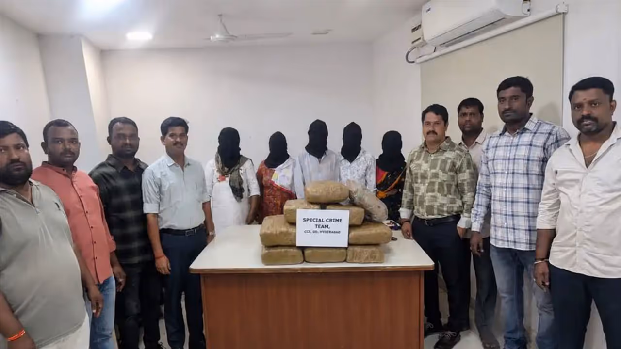 Five held with 38 kg ganja in Hyderabad (Photo: Telangana Crime Team) Five held with 38 kg ganja in Hyderabad (Photo: Telangana Crime Team)