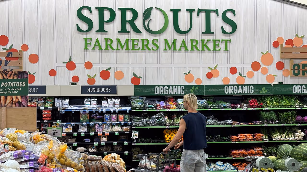 https://stocktwits.com/news articles/markets/equity/sfm stock heads for worst week ever sprouts farmers market analysts slash price targets on weak outlook/cZUhZuZR9Tc https://stocktwits.com/news articles/markets/equity/sfm stock heads for worst week ever sprouts farmers market analysts slash price targets on weak outlook/cZUhZuZR9Tc