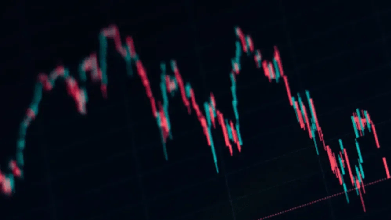 https://stocktwits.com/news articles/markets/equity/bajaj finance shares asset stress signals keep bulls cautious sebi r as flag 970 as key level/choGtYHR5vW