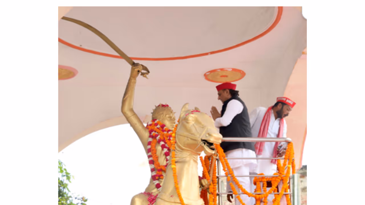 SP chief Akhilesh Yadav (Photo/@yadavakhilesh) SP chief Akhilesh Yadav (Photo/@yadavakhilesh)