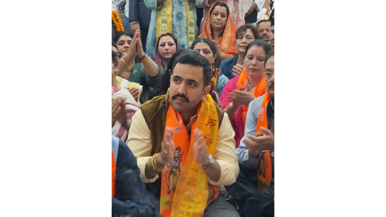 Himachal Pradesh PWD Minister Vikramaditya Singh (Photo/Himachal PWD office)) Himachal Pradesh PWD Minister Vikramaditya Singh (Photo/Himachal PWD office))