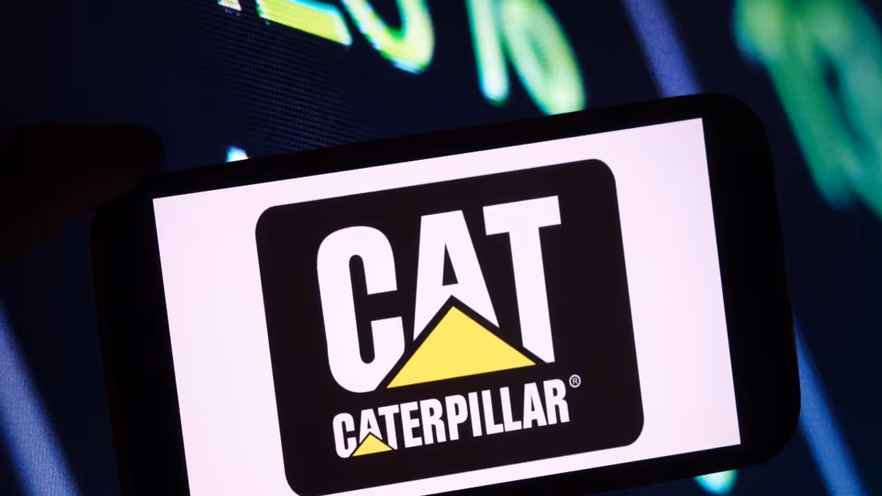 Caterpillar Surpasses Q4 Earnings Expectations, But Revenue Misses The Mark: Retail’s Disappointed Caterpillar Surpasses Q4 Earnings Expectations, But Revenue Misses The Mark: Retail’s Disappointed