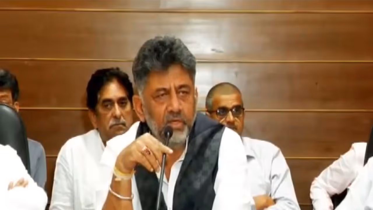 Karnataka Deputy Chief Minister DK Shivakumar (Photo/ANI) Karnataka Deputy Chief Minister DK Shivakumar (Photo/ANI)