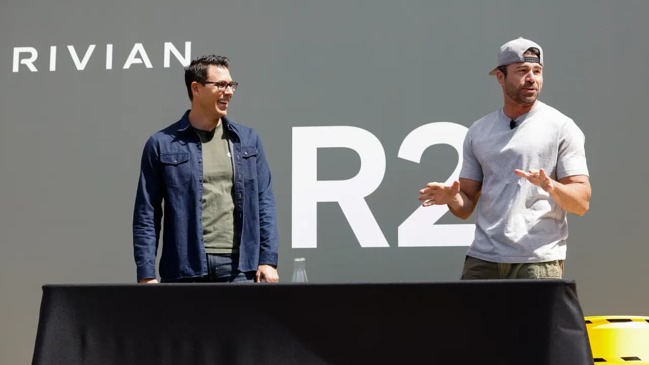 https://stocktwits.com/news articles/markets/equity/rivn worst day offering r2 deliveries stalled/cZmVBcpR7Zr https://stocktwits.com/news articles/markets/equity/rivn worst day offering r2 deliveries stalled/cZmVBcpR7Zr