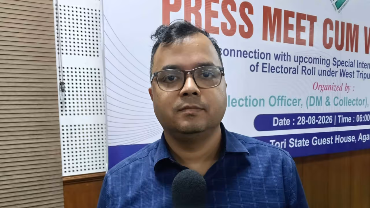 Collector Vishal Kumar (Photo/ANI) Collector Vishal Kumar (Photo/ANI)