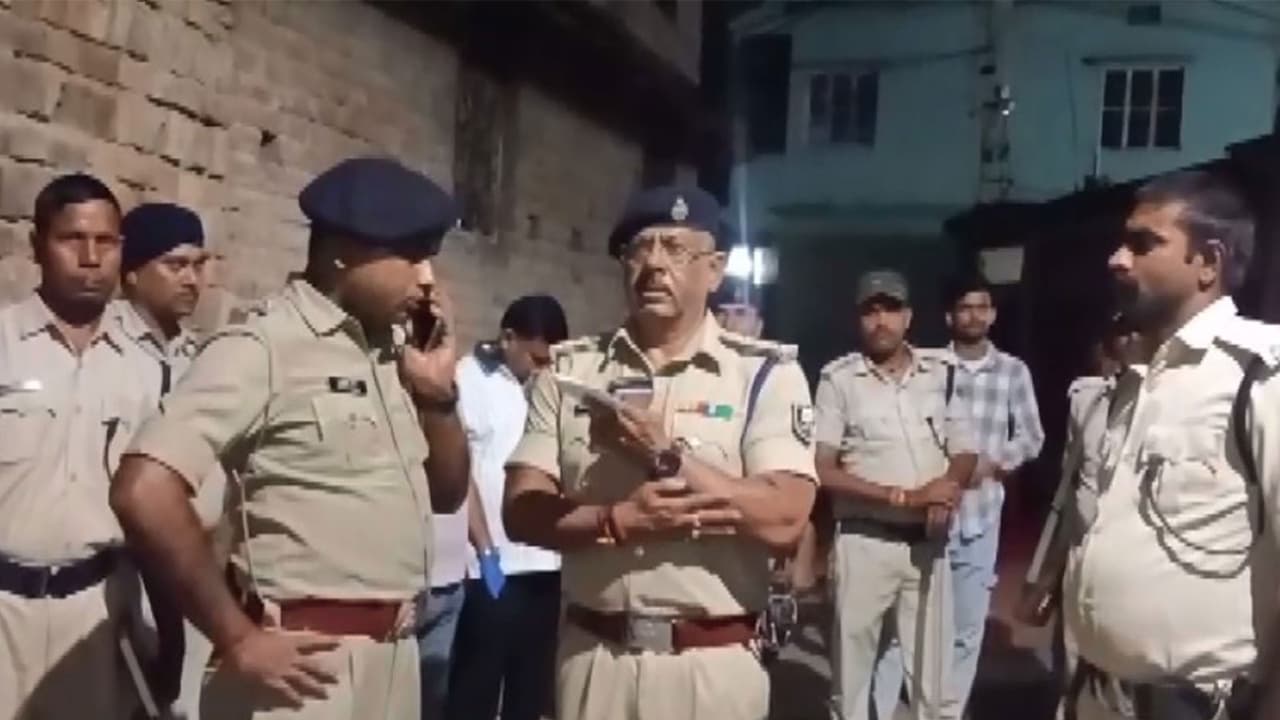 Danapur SDPO Amrendra Kumar Jha and Maner Police team. (Photo/ANI) Danapur SDPO Amrendra Kumar Jha and Maner Police team. (Photo/ANI)