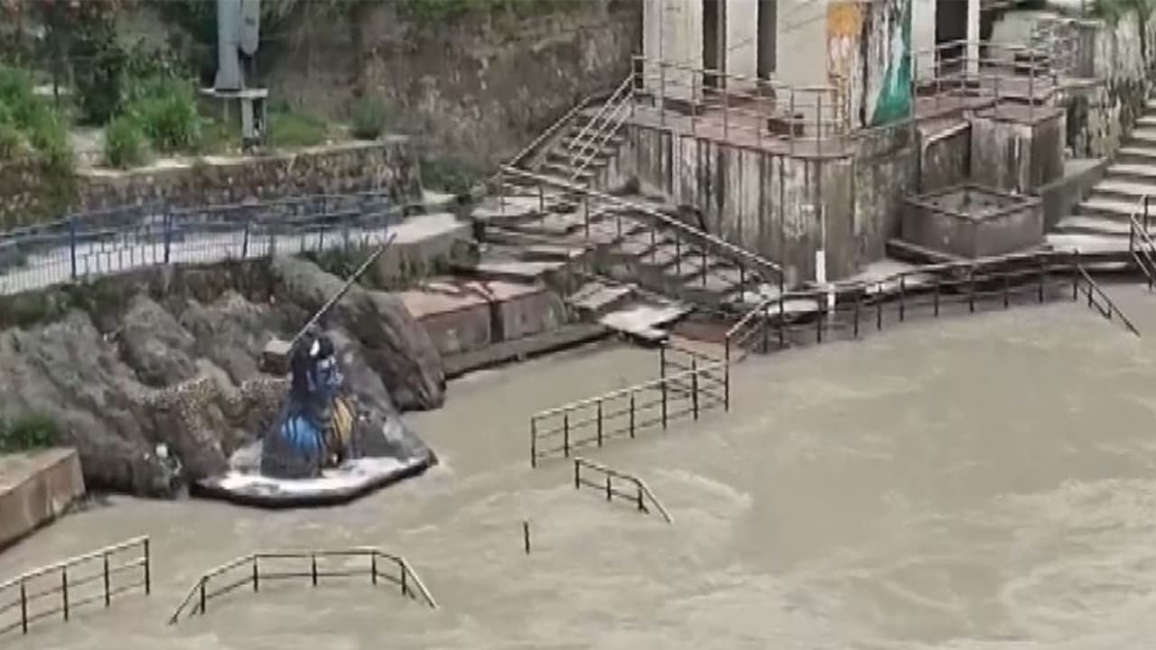 Water level ups in Rudraprayag (Photo/ANI) Water level ups in Rudraprayag (Photo/ANI)