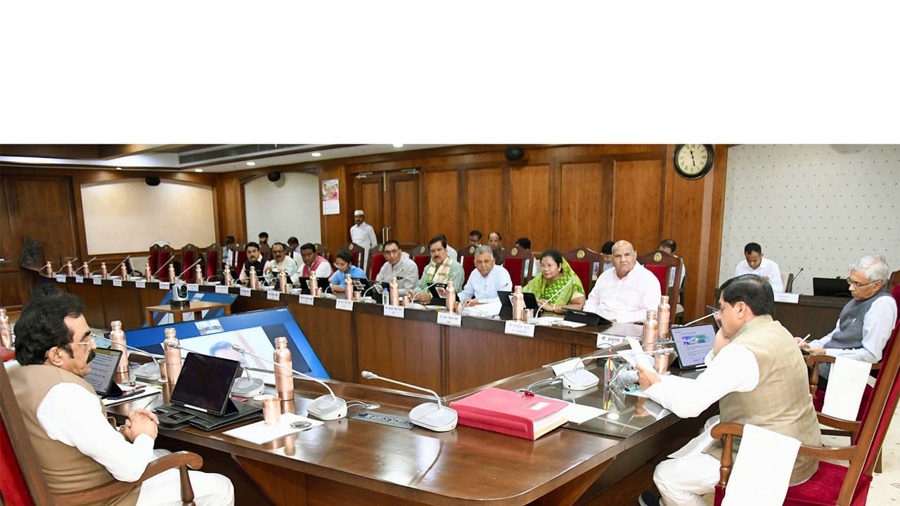 MP CM Mohan Yadav is chairing the cabinet meeting (Photo/DPR) MP CM Mohan Yadav is chairing the cabinet meeting (Photo/DPR)