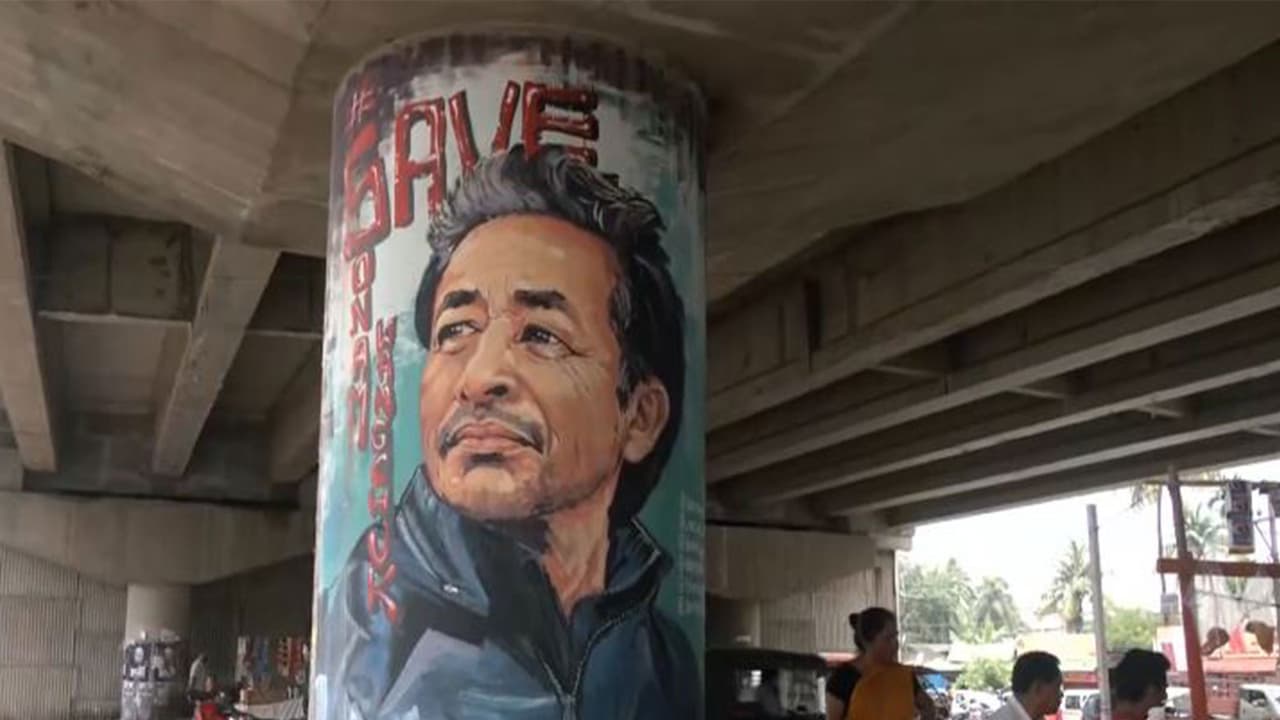 Murals of activist Sonam Wangchuk seen on public walls in Guwahati. (Photo/ANI) Murals of activist Sonam Wangchuk seen on public walls in Guwahati. (Photo/ANI)