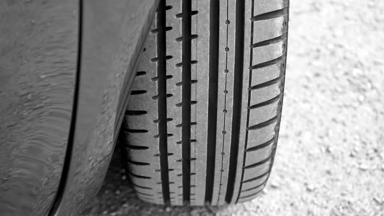 What to Consider When Choosing the Right Tires What to Consider When Choosing the Right Tires