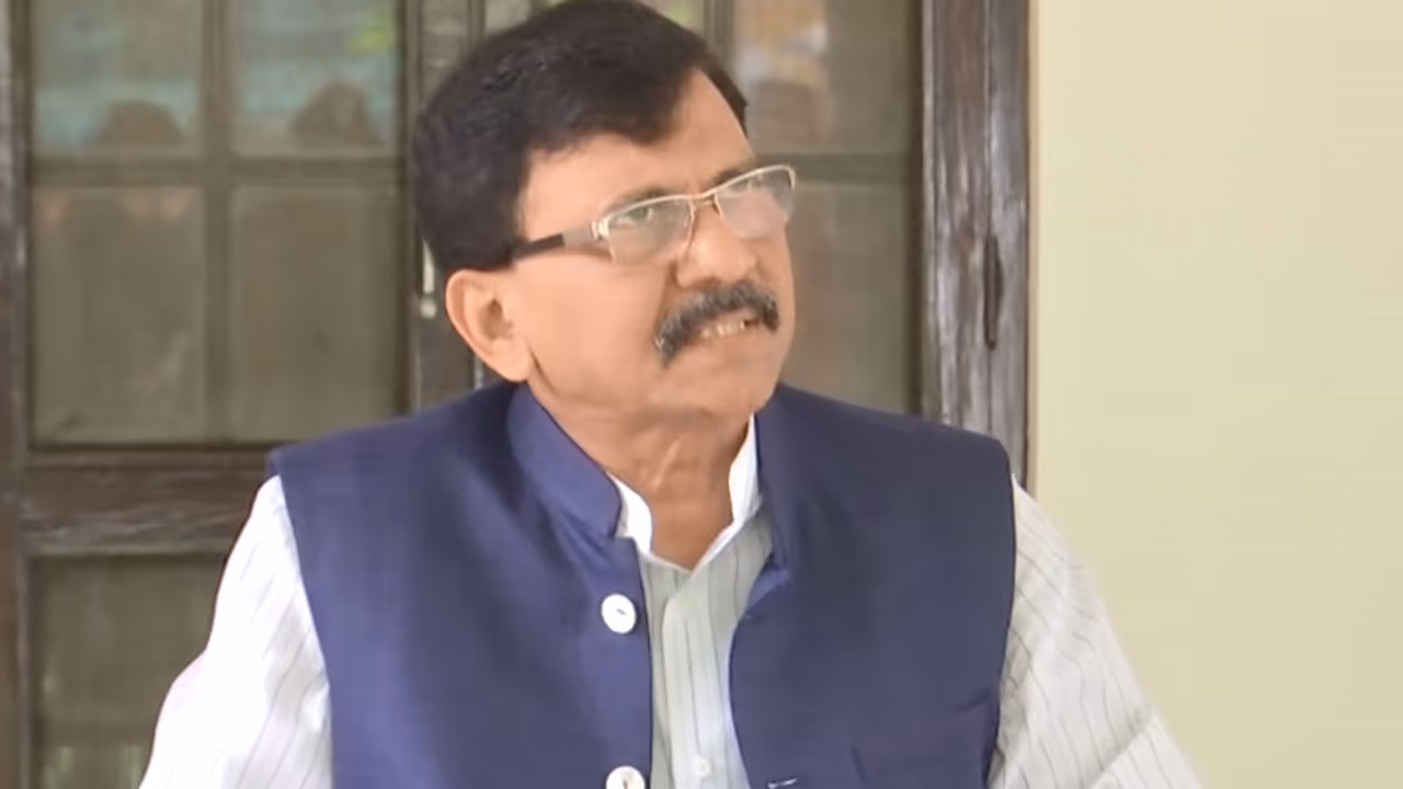 Shiv Sena (UBT) MP Sanjay Raut (Photo/ANI) Shiv Sena (UBT) MP Sanjay Raut (Photo/ANI)