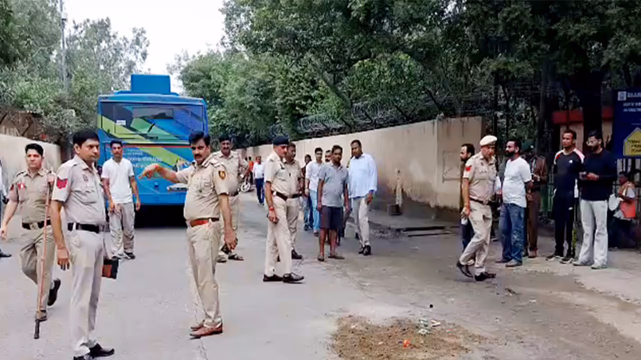 Delhi Police have solved an attempted murder cum robbery case in Sonia Vihar (File photo/ ANI) Delhi Police have solved an attempted murder cum robbery case in Sonia Vihar (File photo/ ANI)