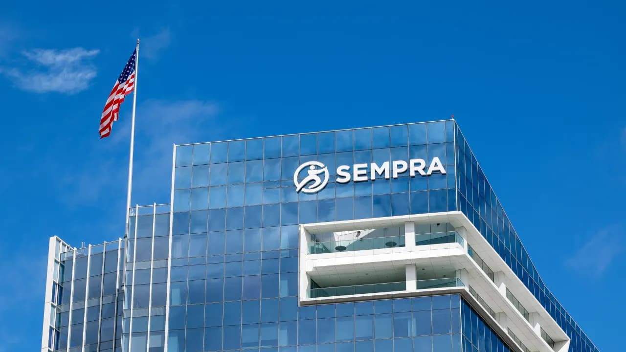 https://stocktwits.com/news articles/markets/equity/sempra to sell 45 stake in infrastructure unit to kkr in 10 billion deal/chDhHKER35f https://stocktwits.com/news articles/markets/equity/sempra to sell 45 stake in infrastructure unit to kkr in 10 billion deal/chDhHKER35f