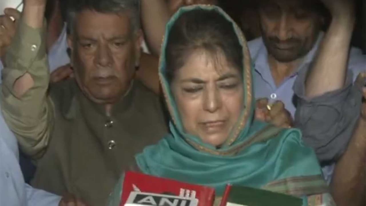 PDP Chief Mehbooba Mufti (Photo/ANI) PDP Chief Mehbooba Mufti (Photo/ANI)