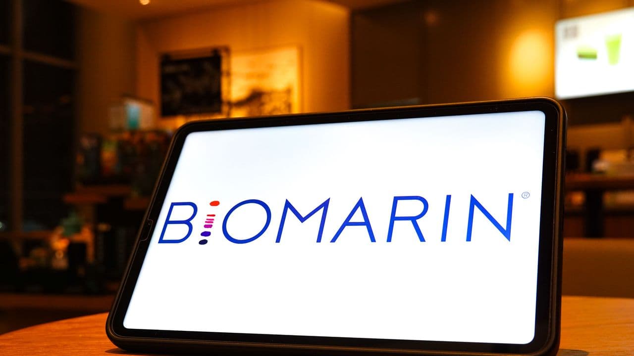https://stocktwits.com/news articles/markets/equity/bmrn stock rises on up to 490 m alesta deal but analyst cuts price target to 59 here s why/cZYcKldRJjp https://stocktwits.com/news articles/markets/equity/bmrn stock rises on up to 490 m alesta deal but analyst cuts price target to 59 here s why/cZYcKldRJjp
