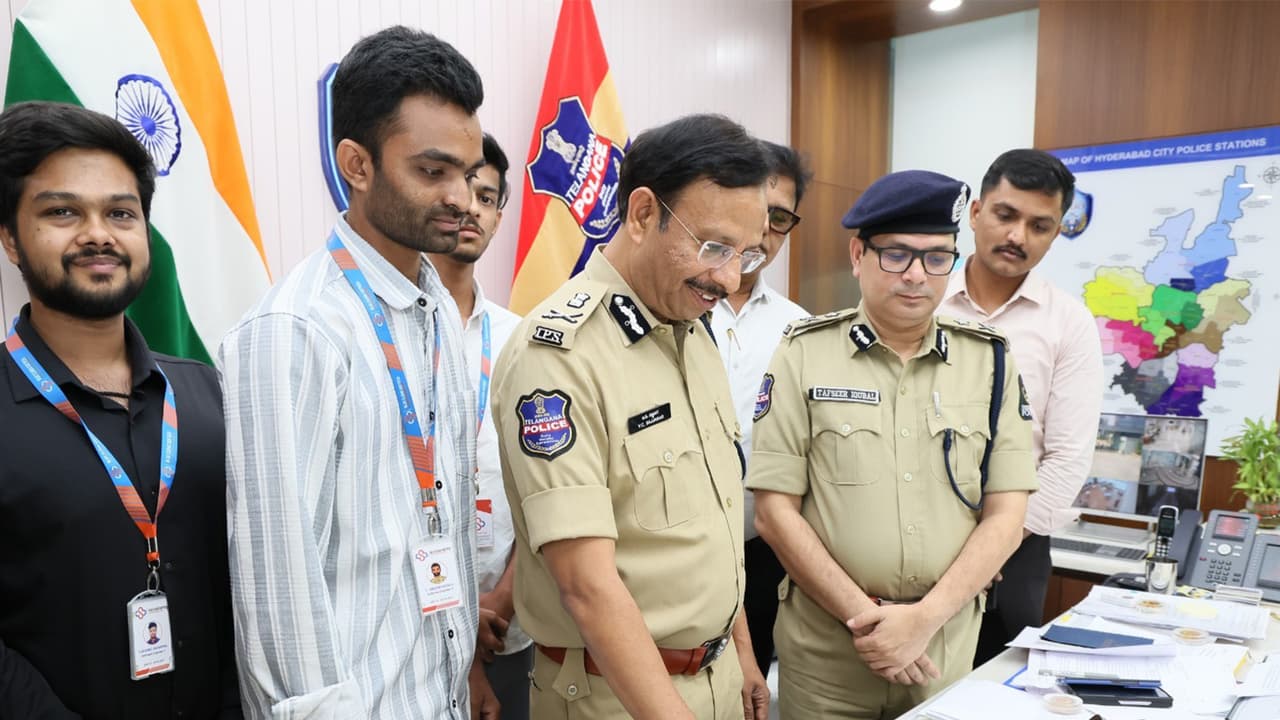 Hyderabad Police launch India’s first AI Powered multilingual complaint recorder ‘AI CopWriter’ (Photo/HyderabadCityPolice) Hyderabad Police launch India’s first AI Powered multilingual complaint recorder ‘AI CopWriter’ (Photo/HyderabadCityPolice)
