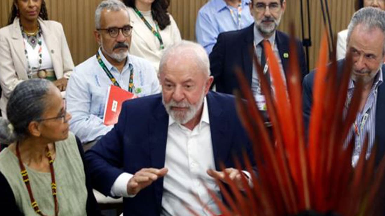Meeting with civil society and indigenous peoples at COP30 Belém (Photo/Brasil 247) Meeting with civil society and indigenous peoples at COP30 Belém (Photo/Brasil 247)