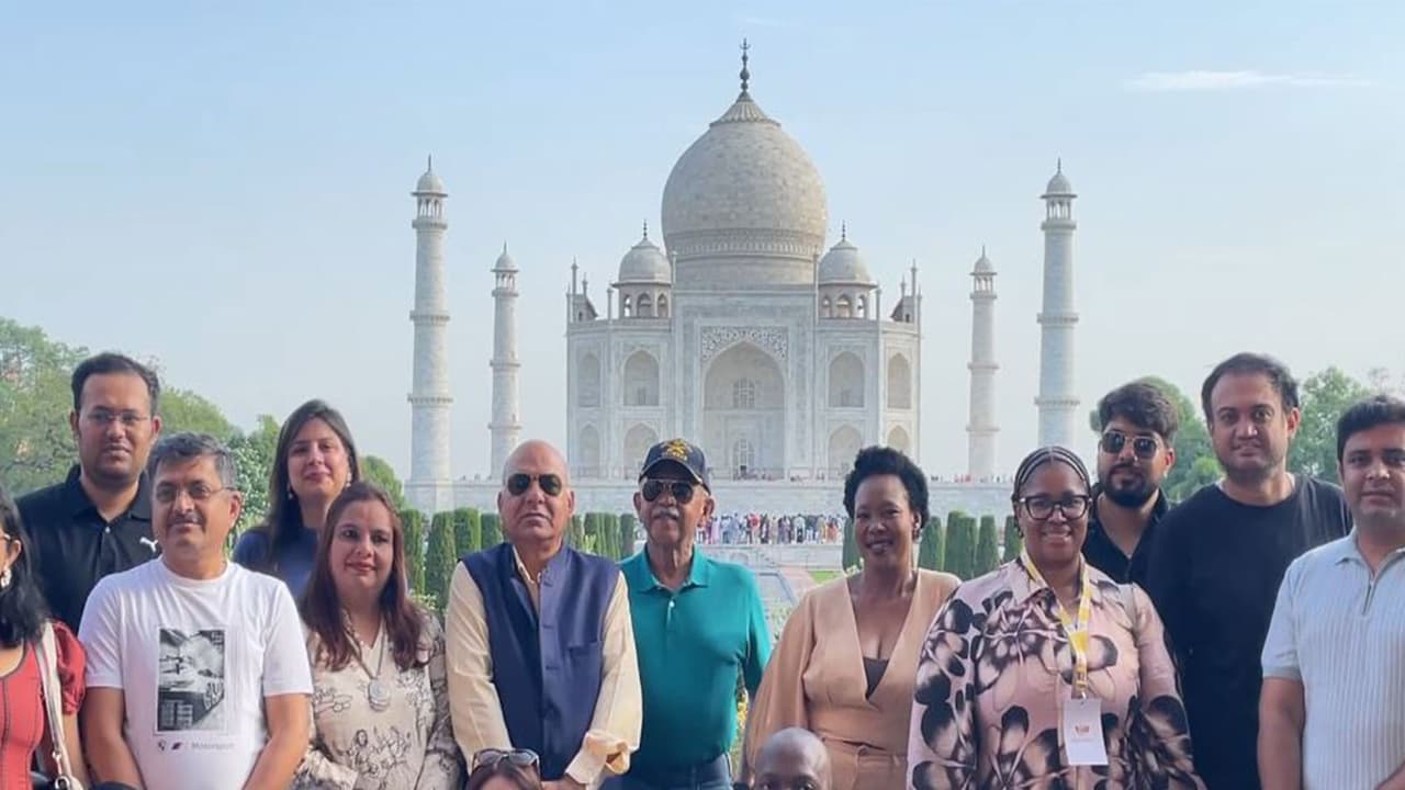BRICS delegates visit the Taj Mahal (Photo/ANI) BRICS delegates visit the Taj Mahal (Photo/ANI)